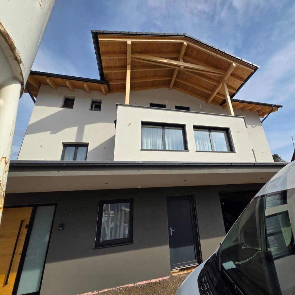 618407290 915003131476722 778751748832527878 n